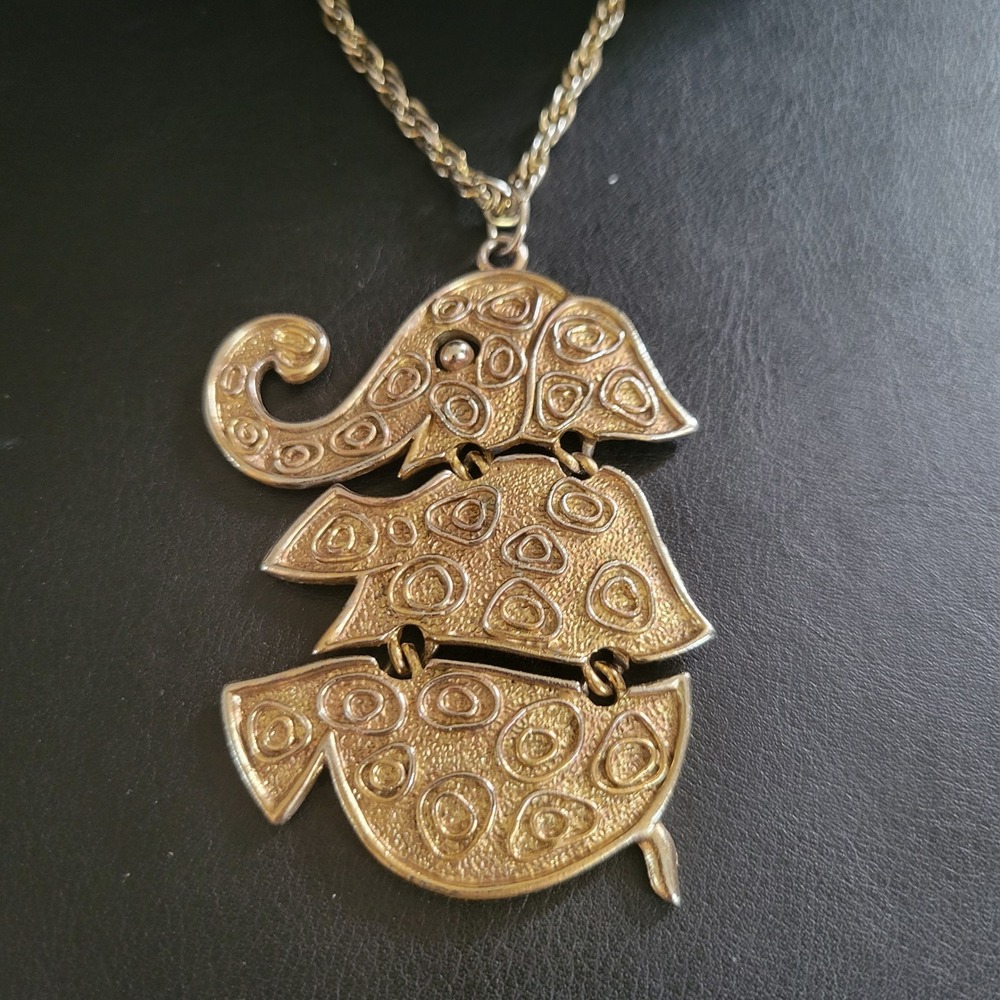 JJ Jonette Articulated Elephant Pendant Necklace‎ Gold Tone 24" Boho 70s